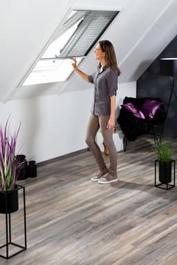 Insektenschutzrollo für Dachfenster | Weiß