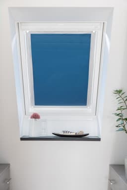 Dachfensterrollo Haftfix Hitzeschutz Verdunkelung | Blau