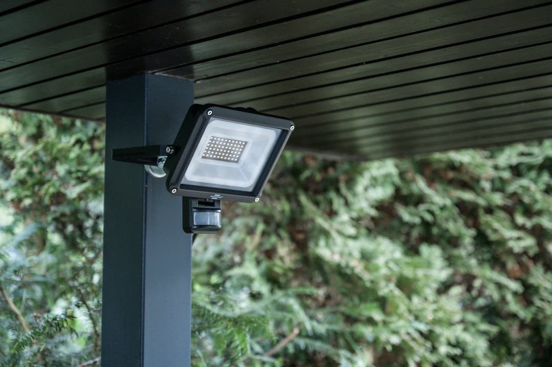 Brennenstuhl LED Wandstrahler JARO 4060 P | Schwarz