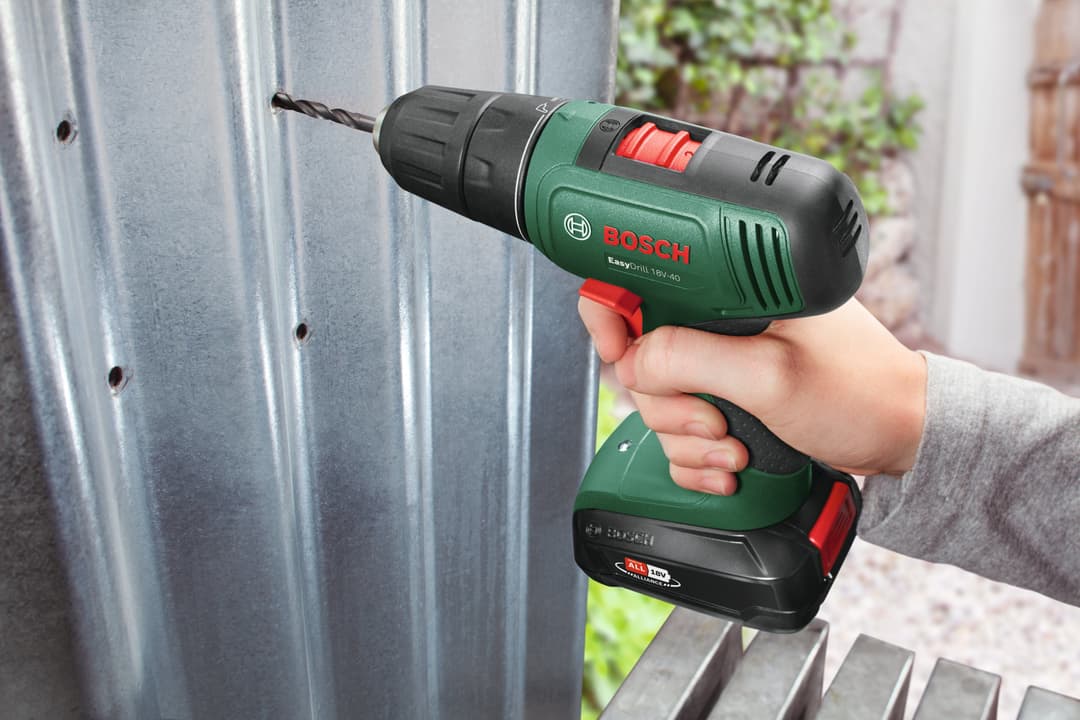 Bosch Home & Garden Akku-Bohrschrauber EasyDrill 18V-40 | Grün