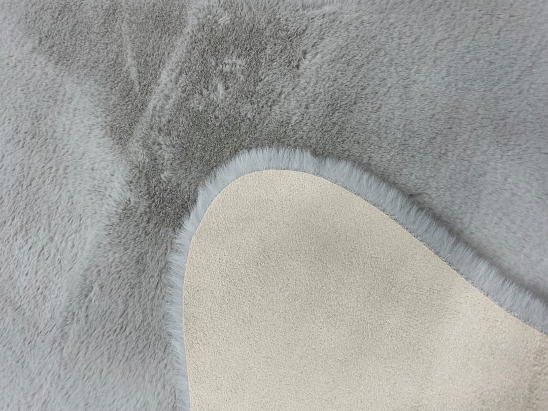 ASTRA Elda Kunstfellteppich | Silber