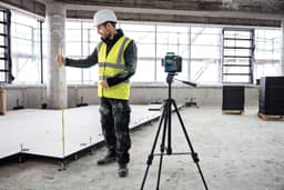 Bosch Professional Linienlaser GLL 80-33 G Professional | Mehrfarbig