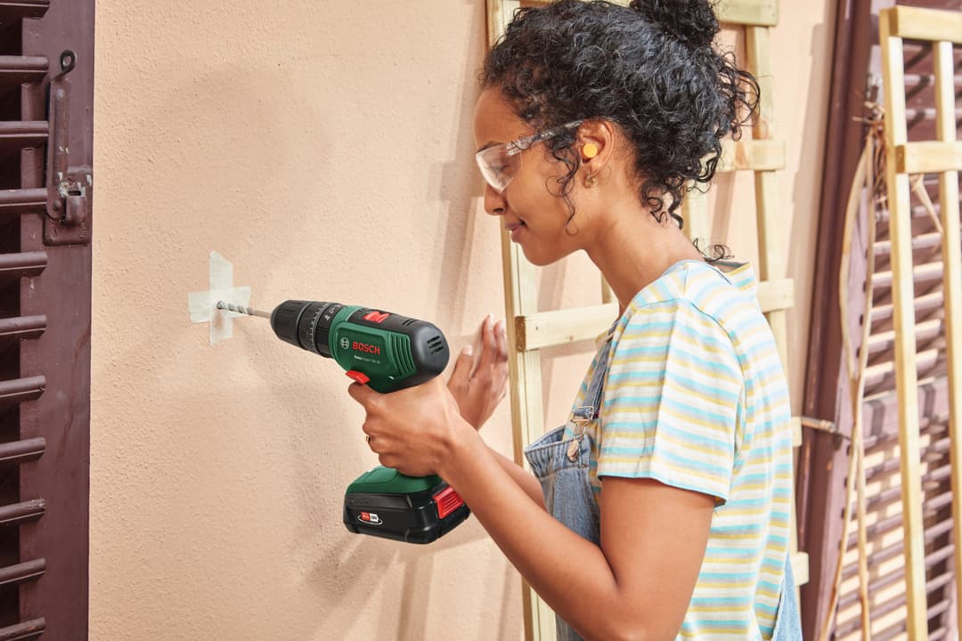 Bosch Home & Garden Akku-Schlagbohrschrauber EasyImpact 18V-40 | Grün