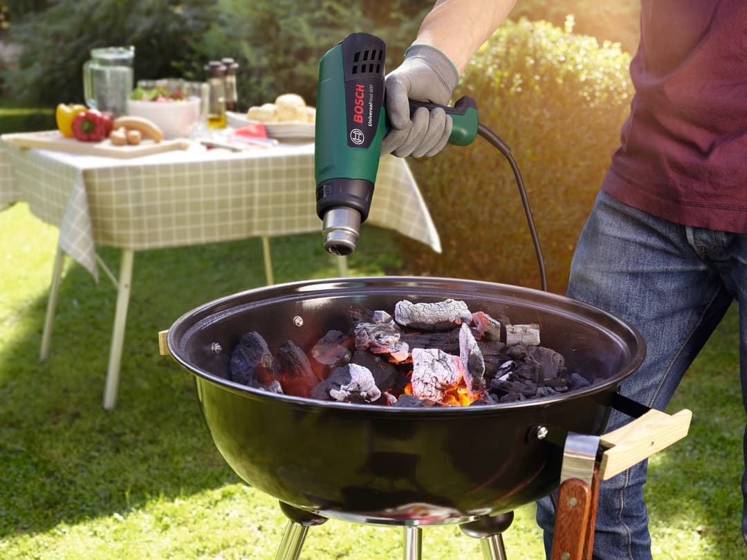 Bosch Home & Garden Heißluftgebläse UniversalHeat 600 | Grün