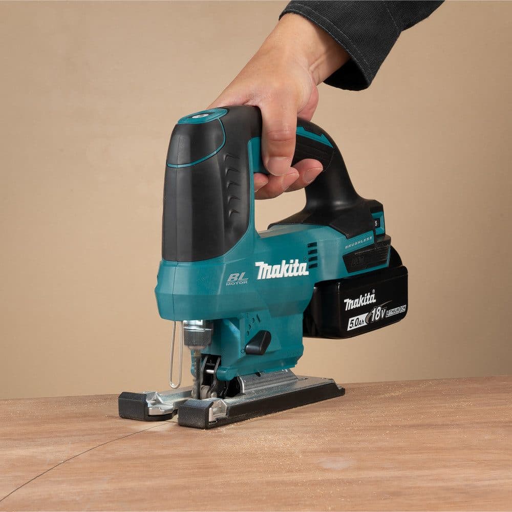 Makita Akku-Pendelhubstichsäge DJV184Z | Mehrfarbig