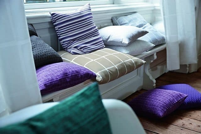 Esprit Dekokissen Stockholm Needlestripe | Grau