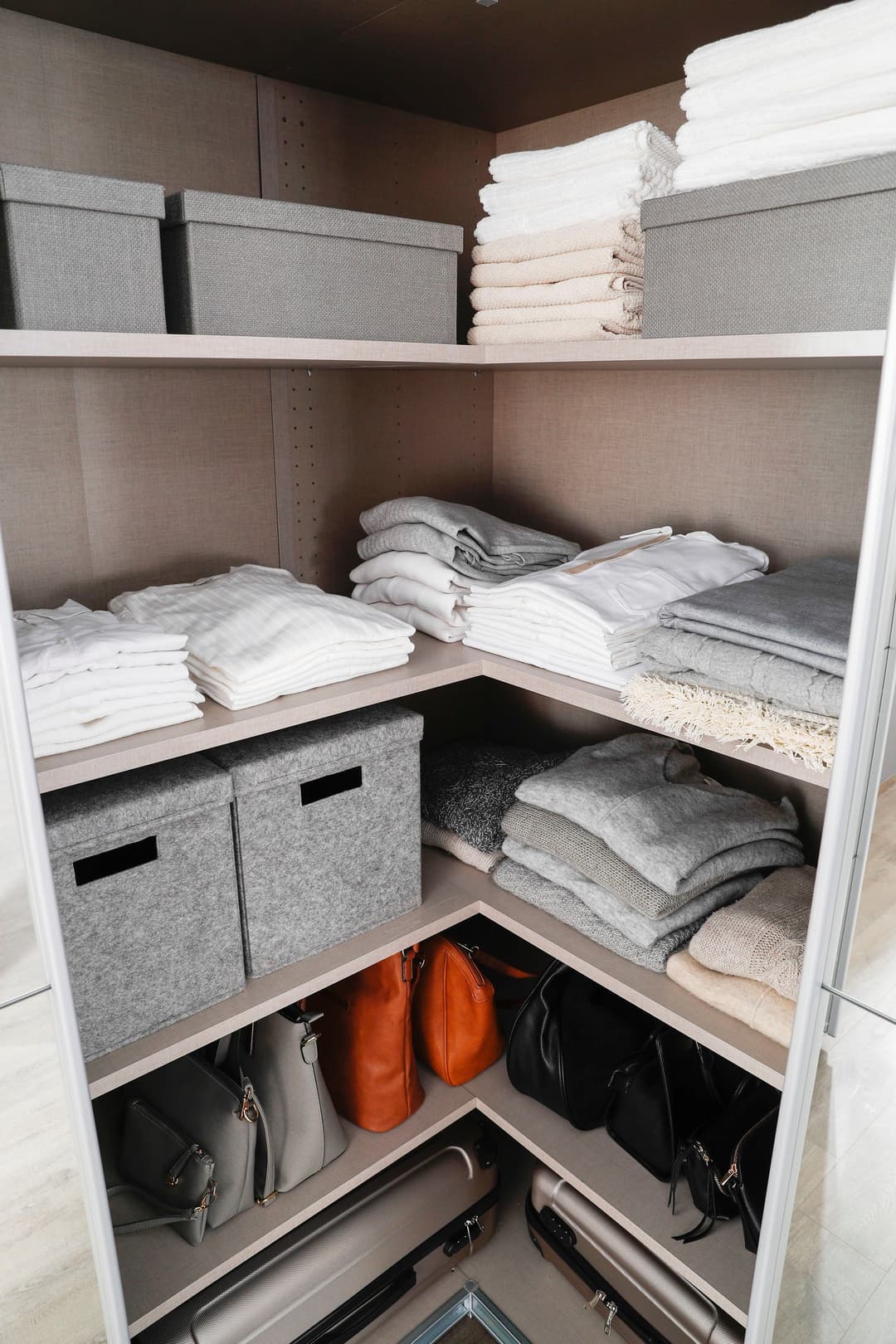 rauch Schwebetürenschrank QUADRA | Weiß