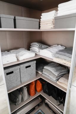 rauch Schwebetürenschrank QUADRA | Weiß