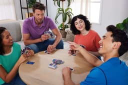 UNO Liars Kartenspiel | Mehrfarbig