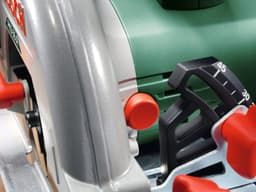 Bosch Home & Garden Handkreissäge PKS 55 A | Grün