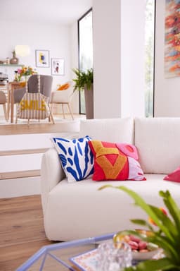 done. Dekokissen CUSHION HAPPY L.O.V.E | Rot