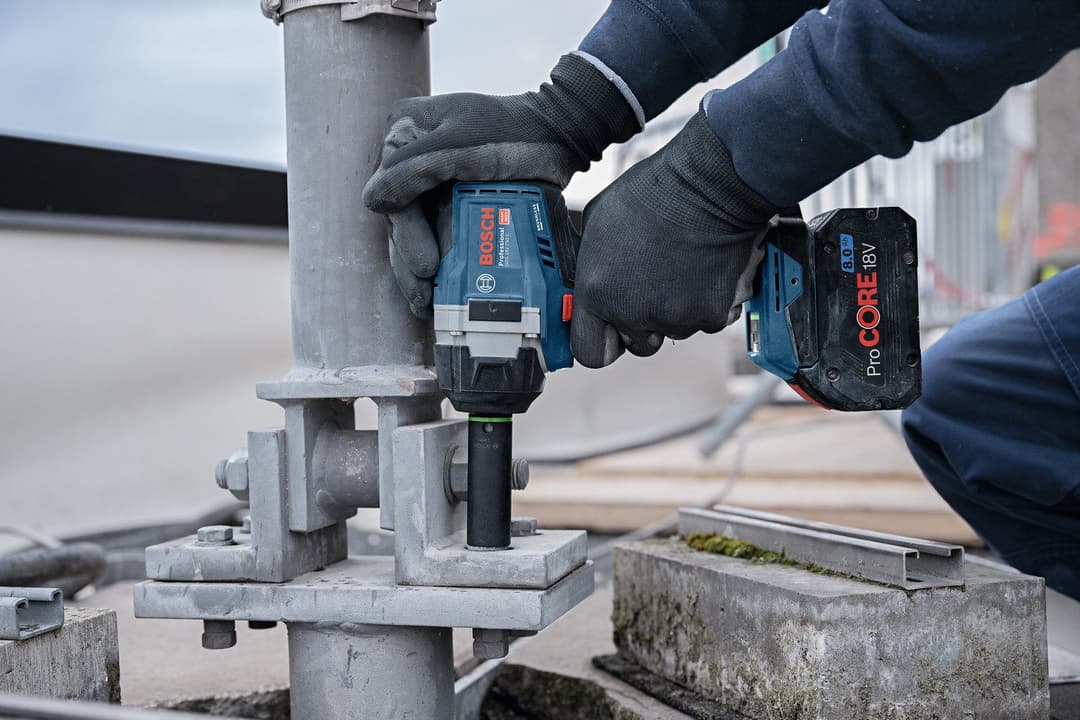 Bosch Professional Akku-Drehschlagschrauber GDS 18V-750 C | Blau
