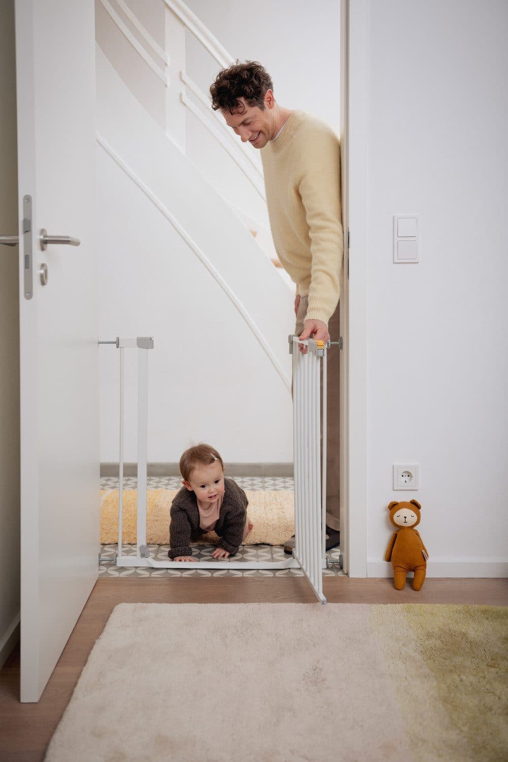 Hauck Türschutzgitter Clear Step Autoclose 2 | Weiß