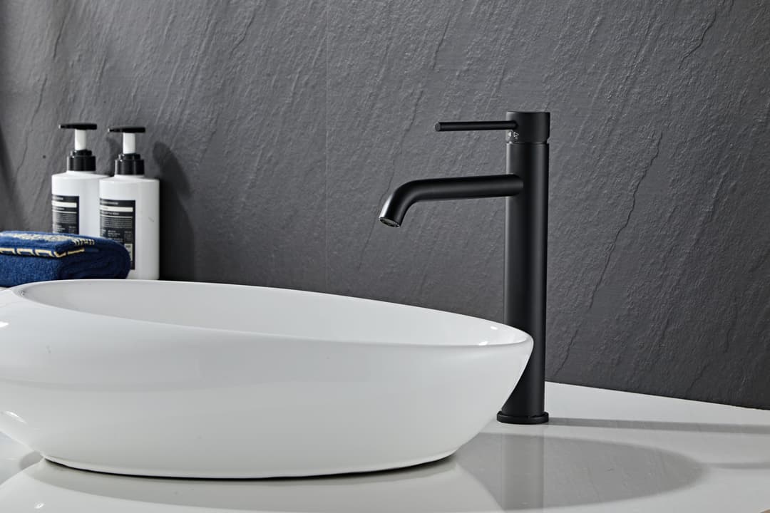 Øresund Slimline Waschtischarmatur | Schwarz