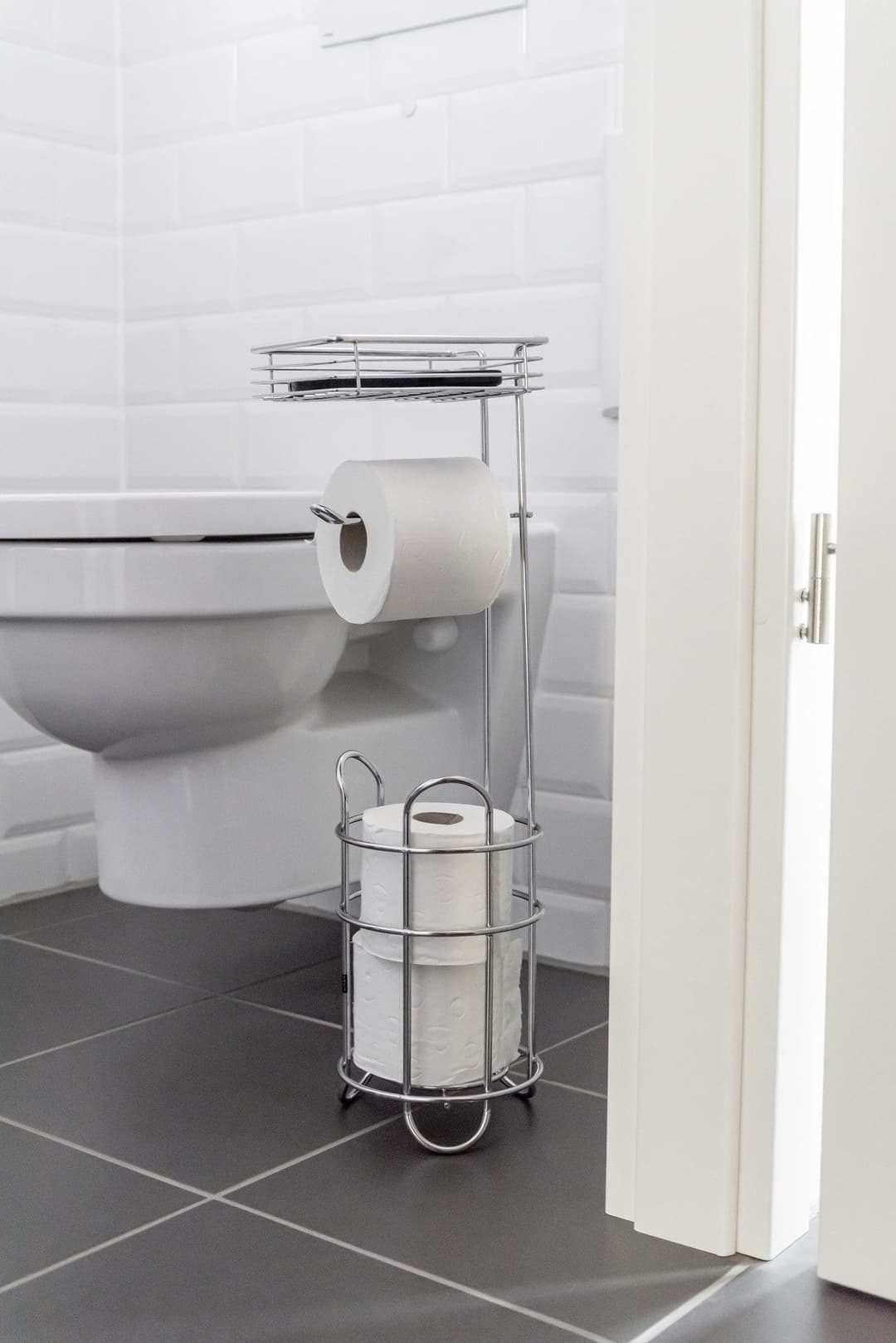 Wenko Toilettenpapierhalter mit Ablage | Silber