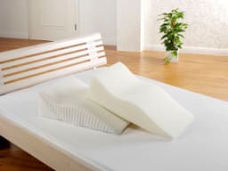 fan Lagerungskissen Medisan "Sleep & Care" Beinruhekissen | Weiß