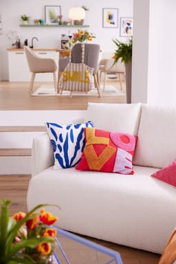 done. Dekokissen CUSHION HAPPY L.O.V.E | Rot