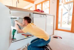 Bosch Home & Garden UniversalLamp 18 Arbeitsleuchte | Grün