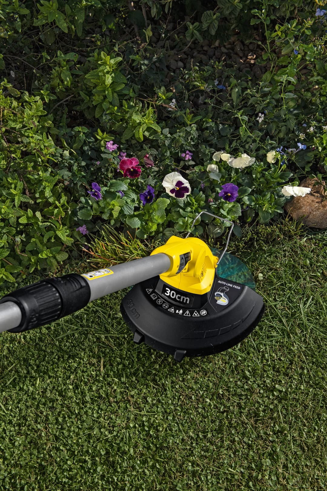 KÄRCHER Akku-Rasentrimmer LTR 18-30 BATTERY SET | Gelb
