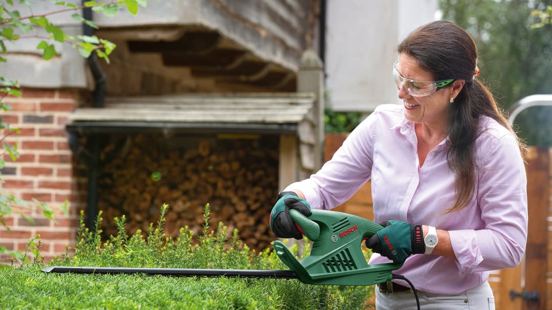 Bosch Home & Garden Elektro-Heckenschere EasyHedgeCut 45 | Grün