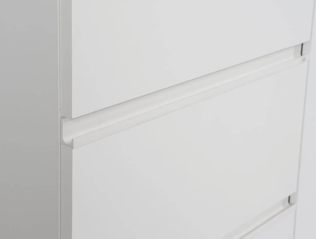 FORTE Winn Schwebetürenschrank | Weiß