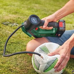 Bosch Home & Garden UniversalPump 18V | Grün