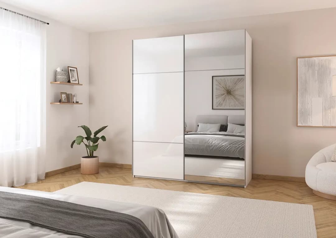 rauch Orange Schwebetürenschrank Covalo mit Glasfront 162cm Weiß/Weiß