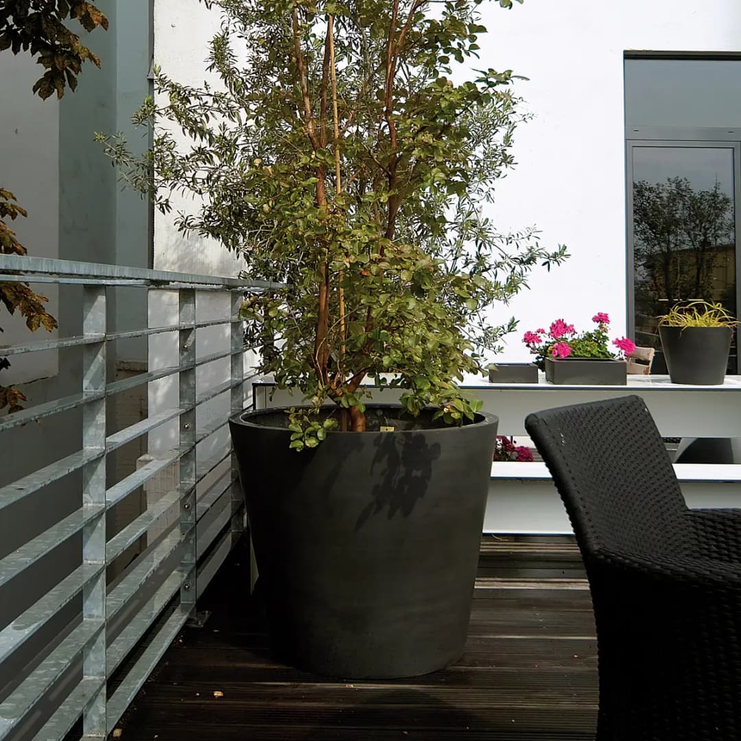 Outdoor Pflanztopf Entab | Schwarz