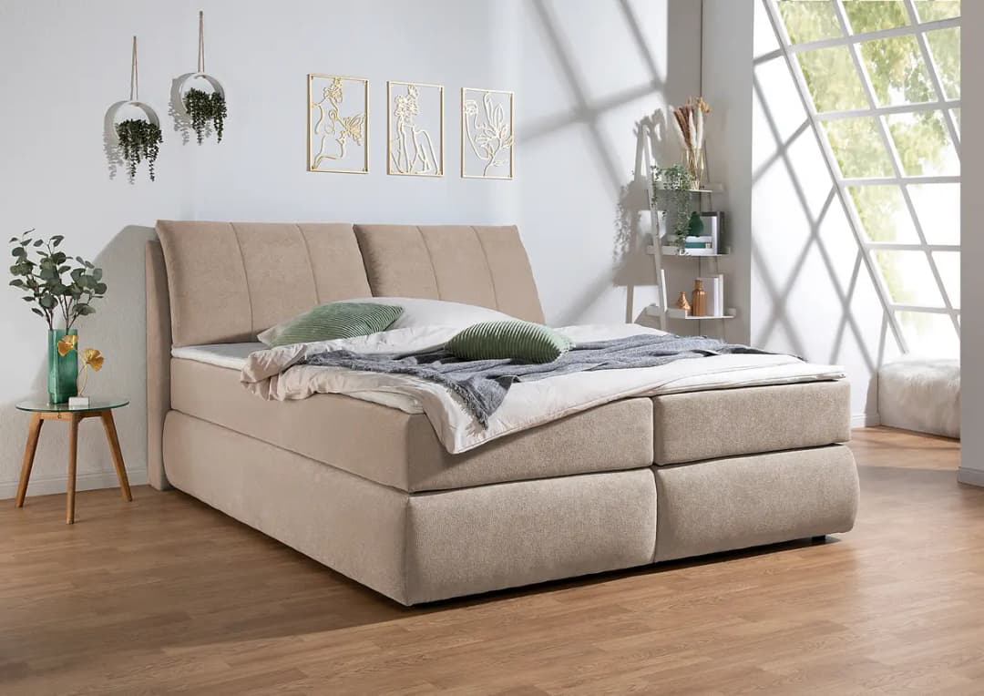 Red Living Boxspringbett Barrietas | Beige
