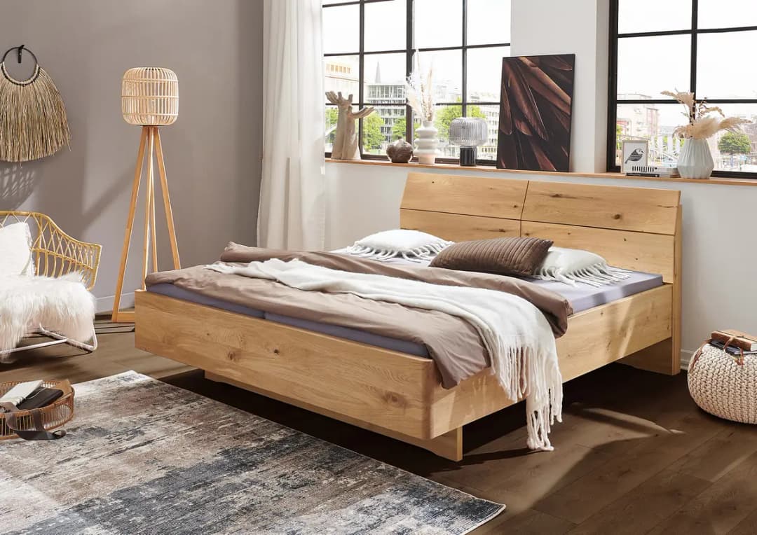 Bettgestell mit Holzkopfteil 180 x 210cm | Braun