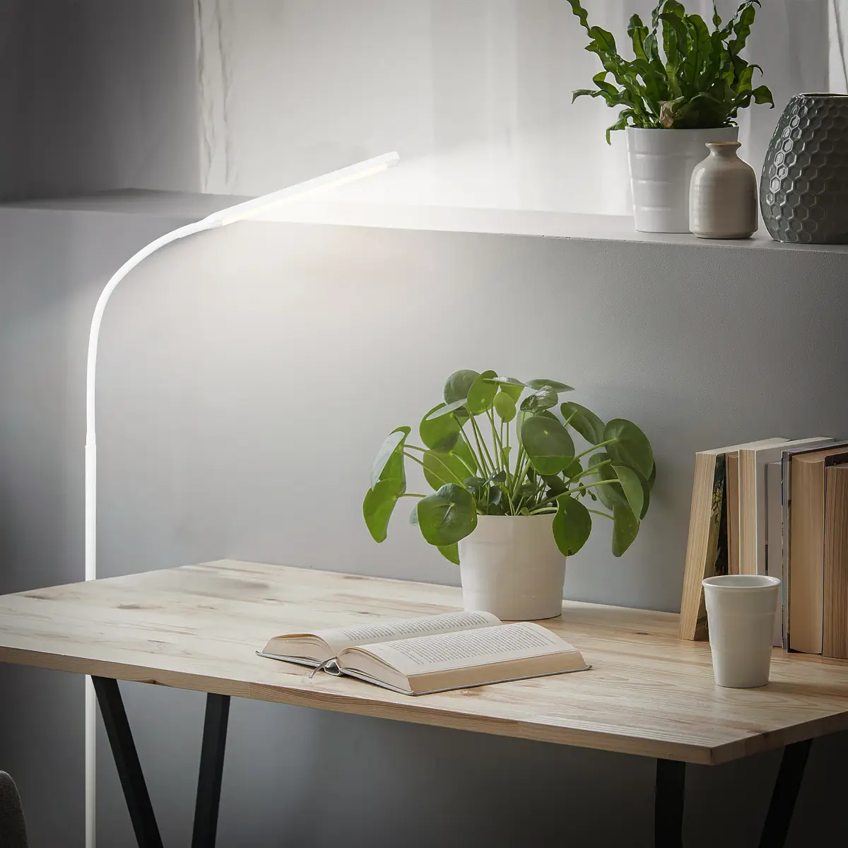 BRILO LED Stehleuchte Mura | Weiß