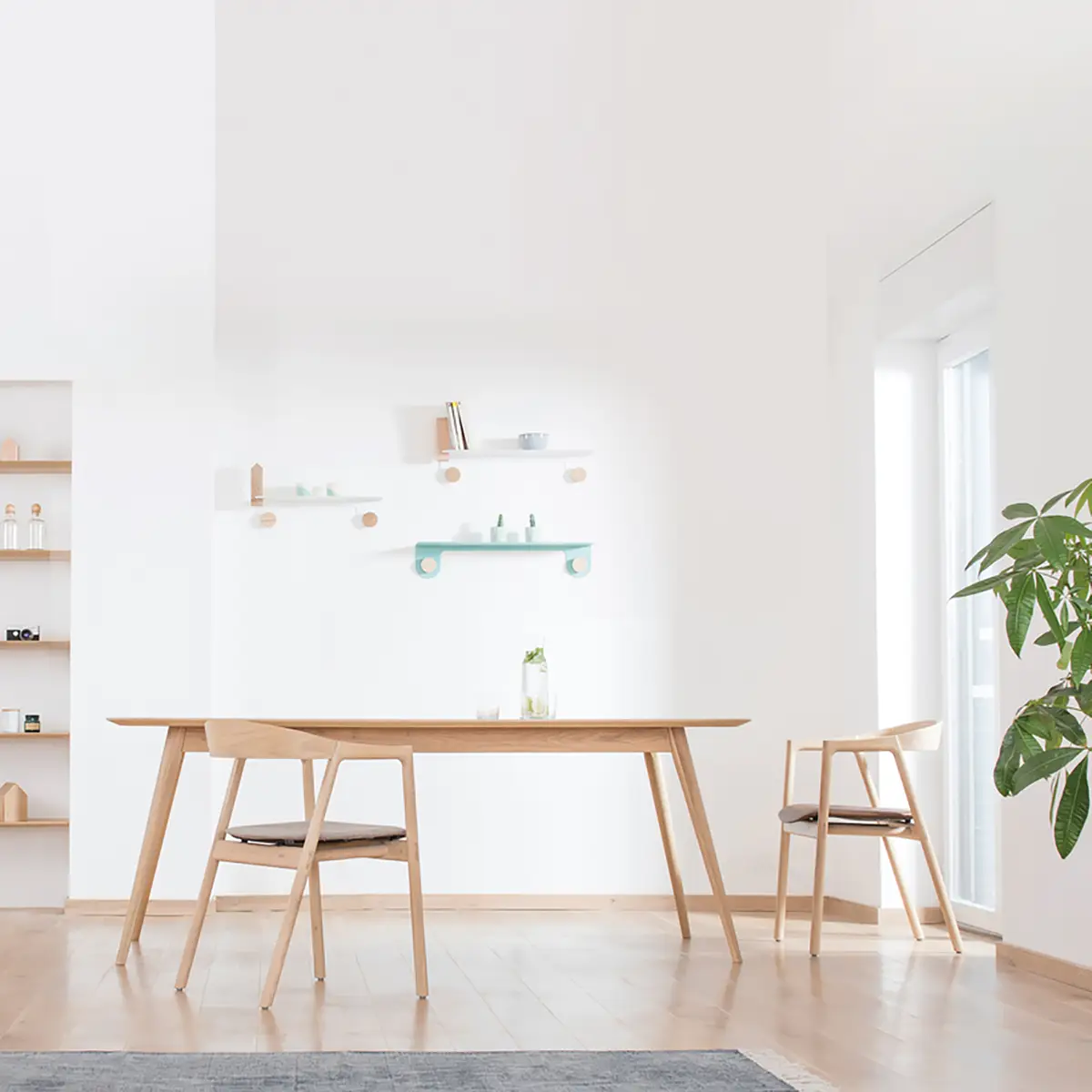 Massiver Esstisch 220 x 90cm Braun/Eiche | Braun