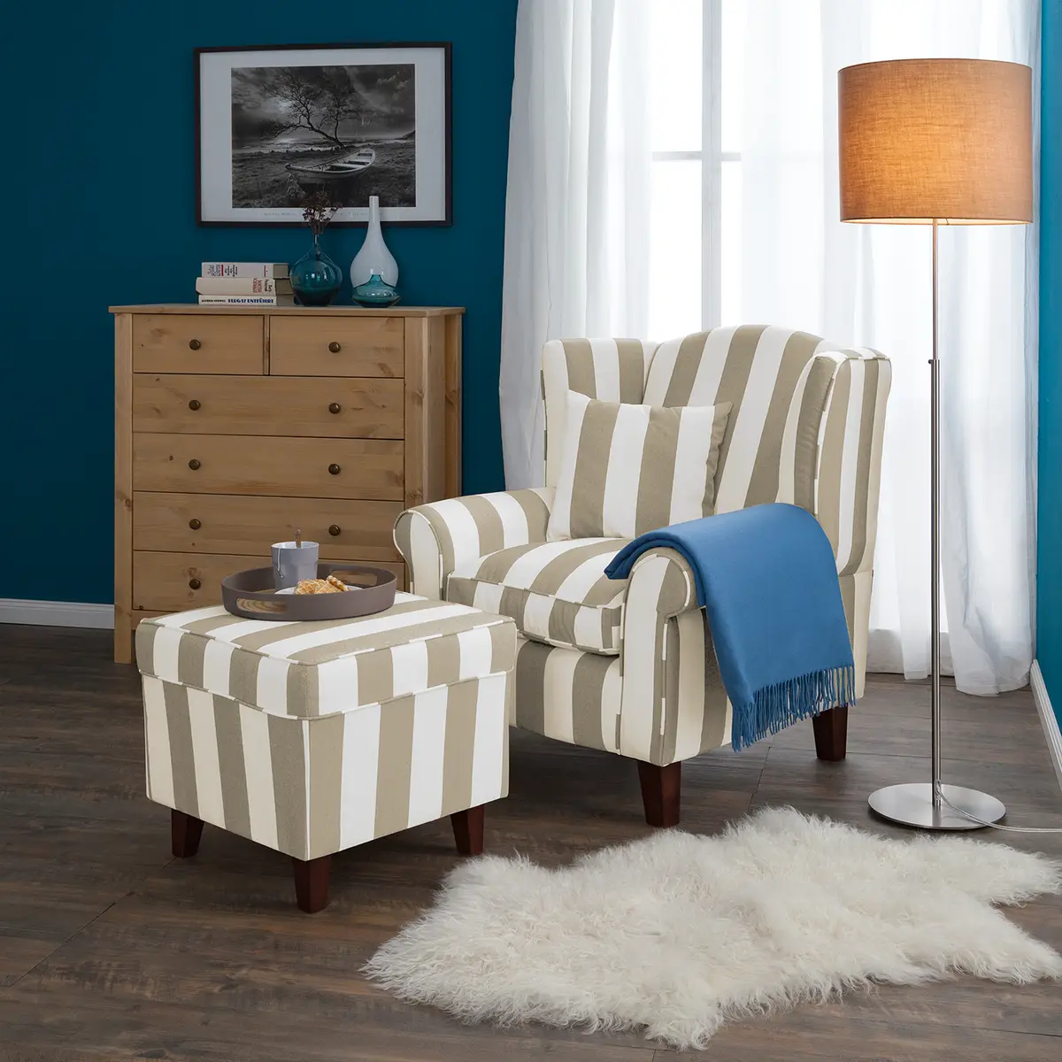 Sessel Beige mit Hocker | Beige