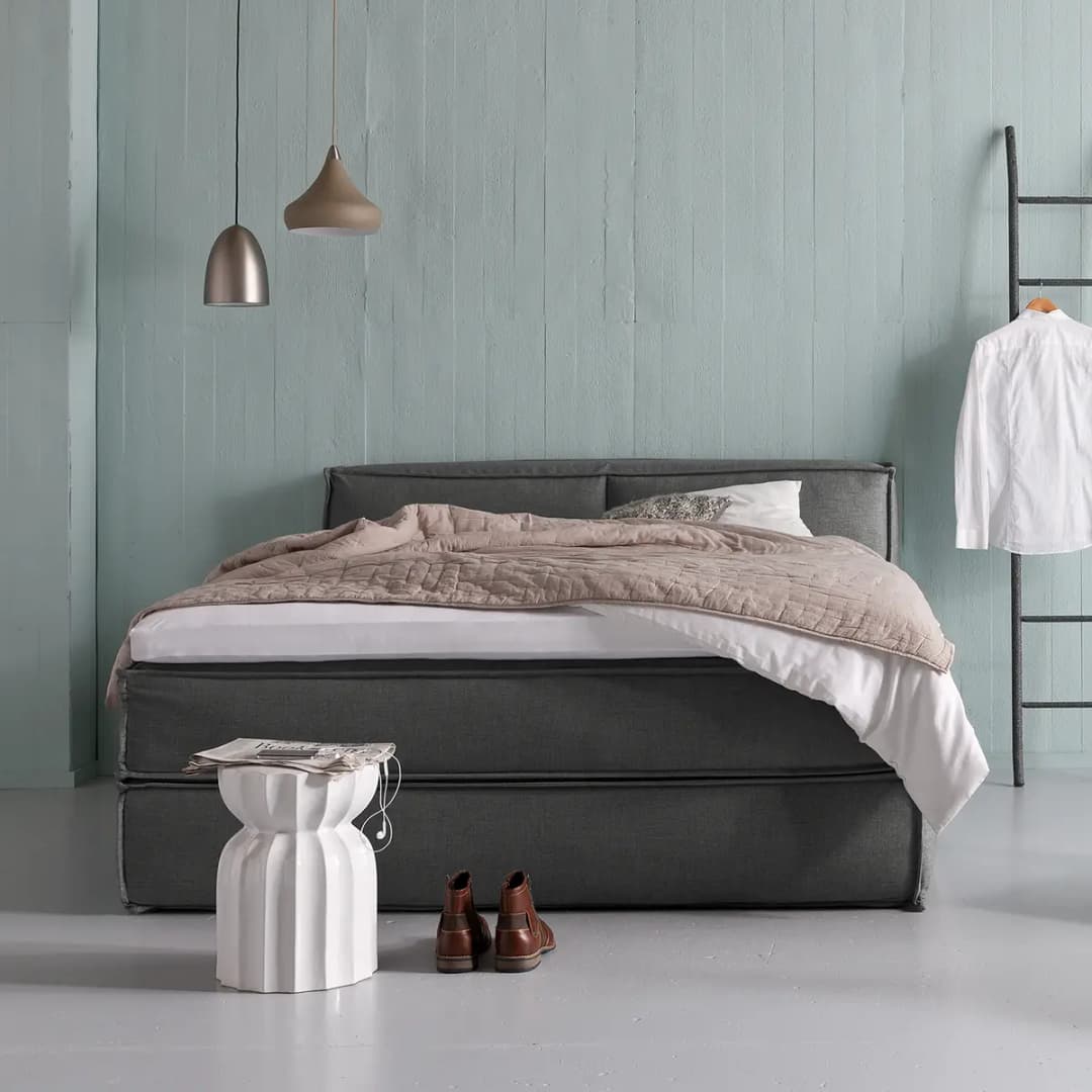 Premium Boxspringbett mit Kopfteil | Grau