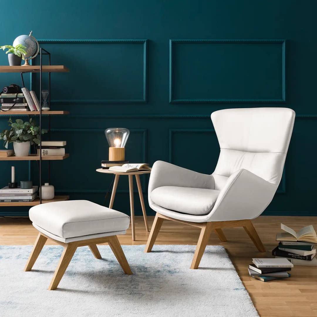 Hocker mit Holzfüßen | Weiß