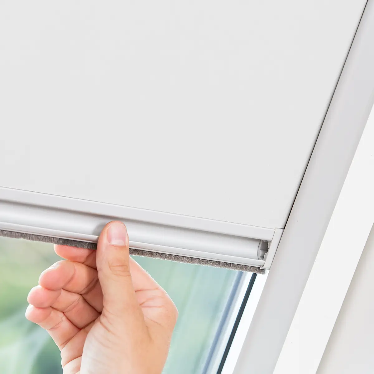 Dachfensterrollo Skylight | Weiß