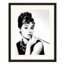 Bild Audrey Hepburn Smoking | Mehrfarbig