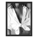 Bild White shirt Rahmen | Schwarz