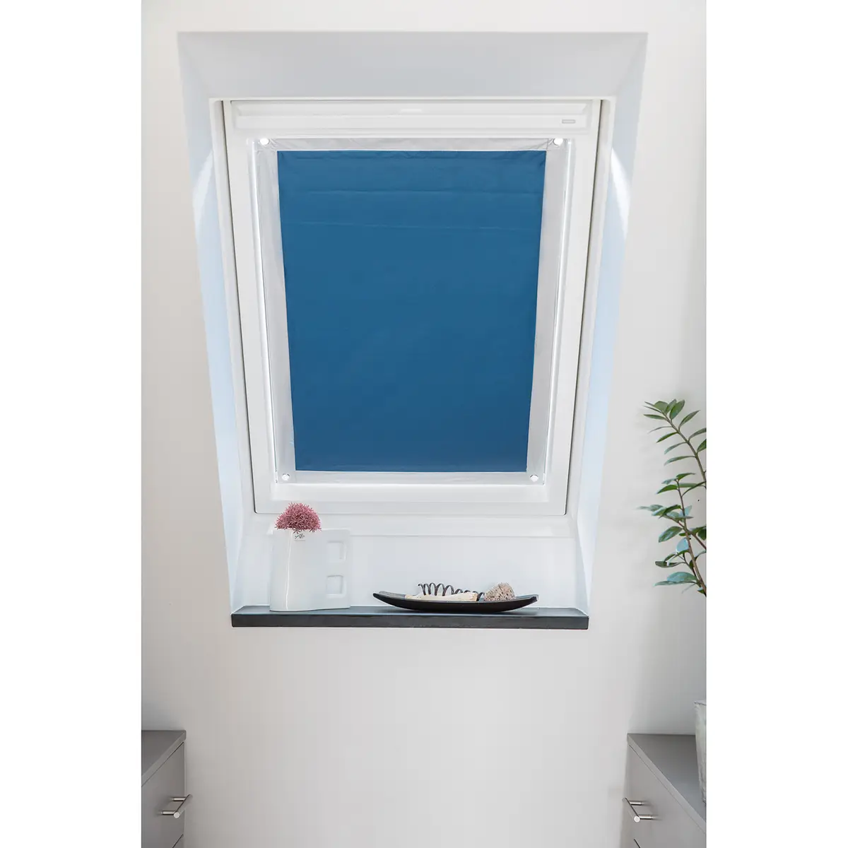 Dachfenster Sonnenschutz Thermofix | Blau