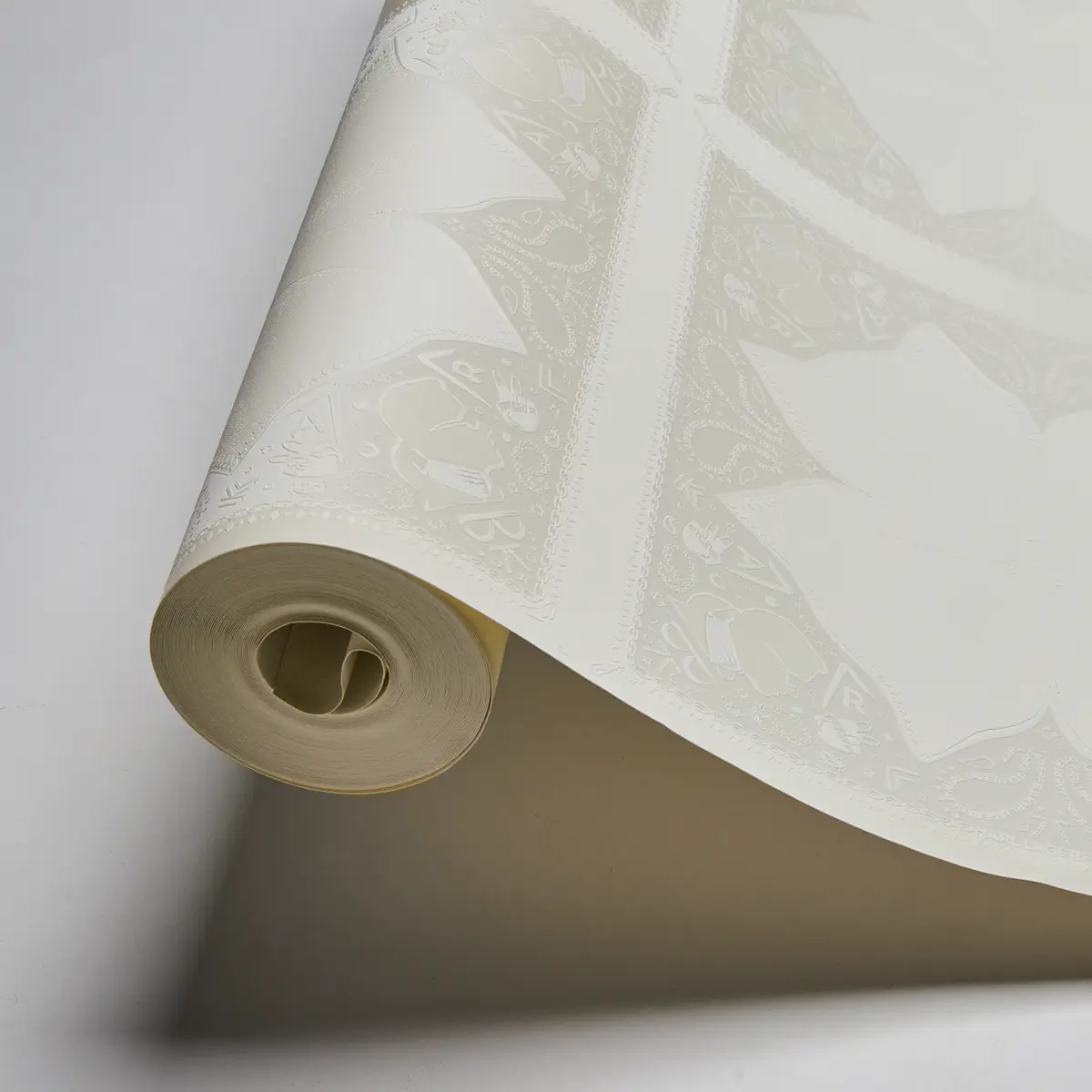 Vliestapete Kaleidoscope Paisley | Beige