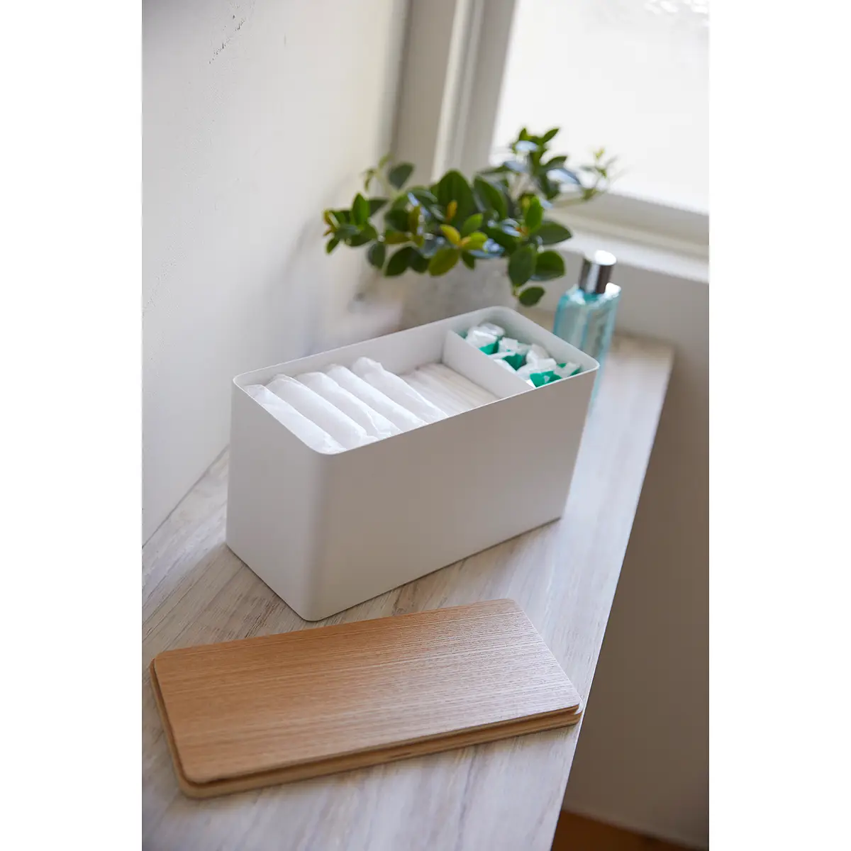 Aufbewahrungsbox Stahl, pulverbeschichtet / Sperrholzplatte
