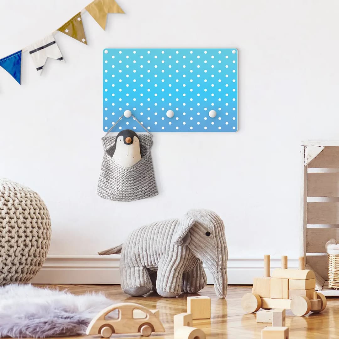 Kindergarderobe Weiße Punkte | Türkis