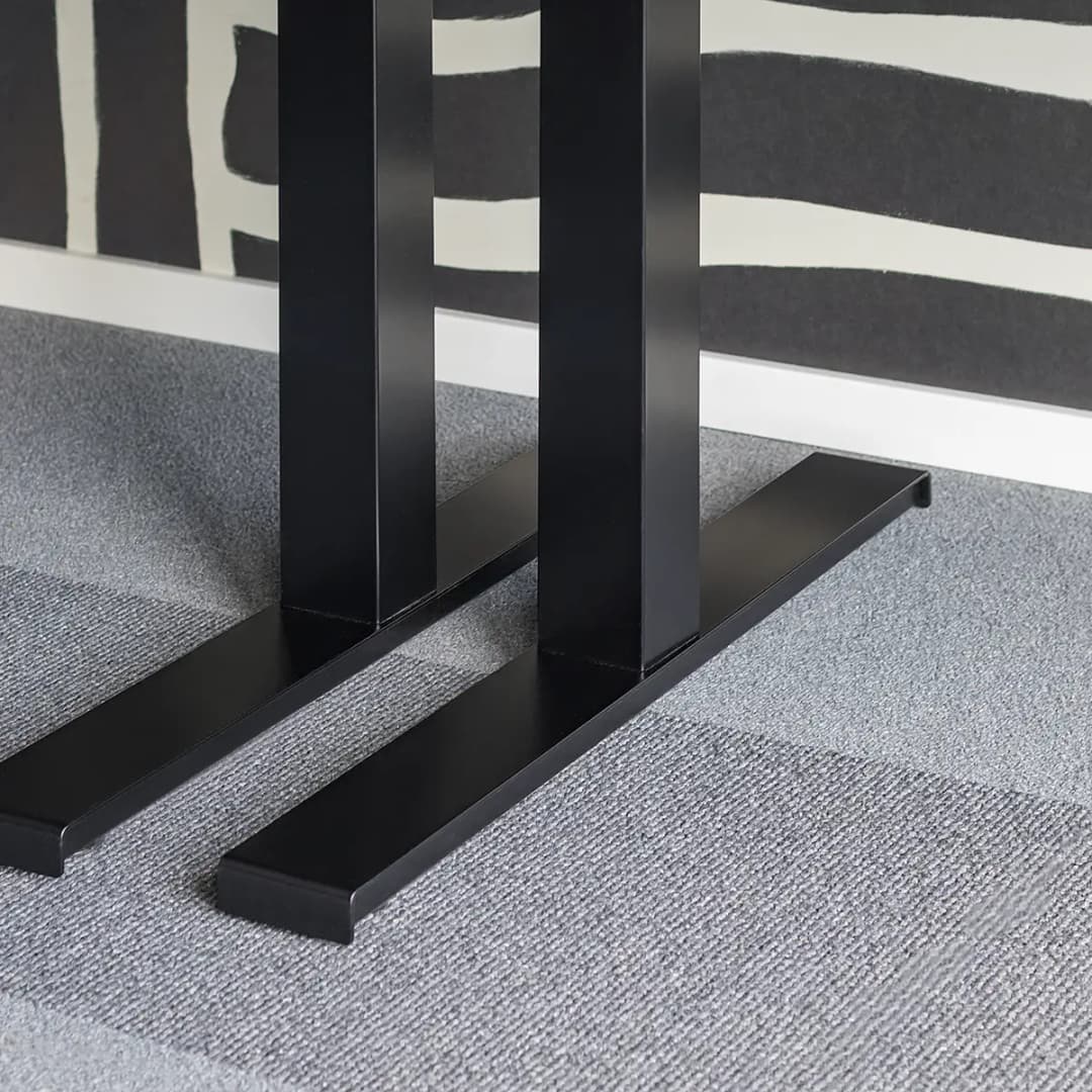 Verstellbarer Schreibtisch eModel 2.0 160cm Schwarz/Schwarz