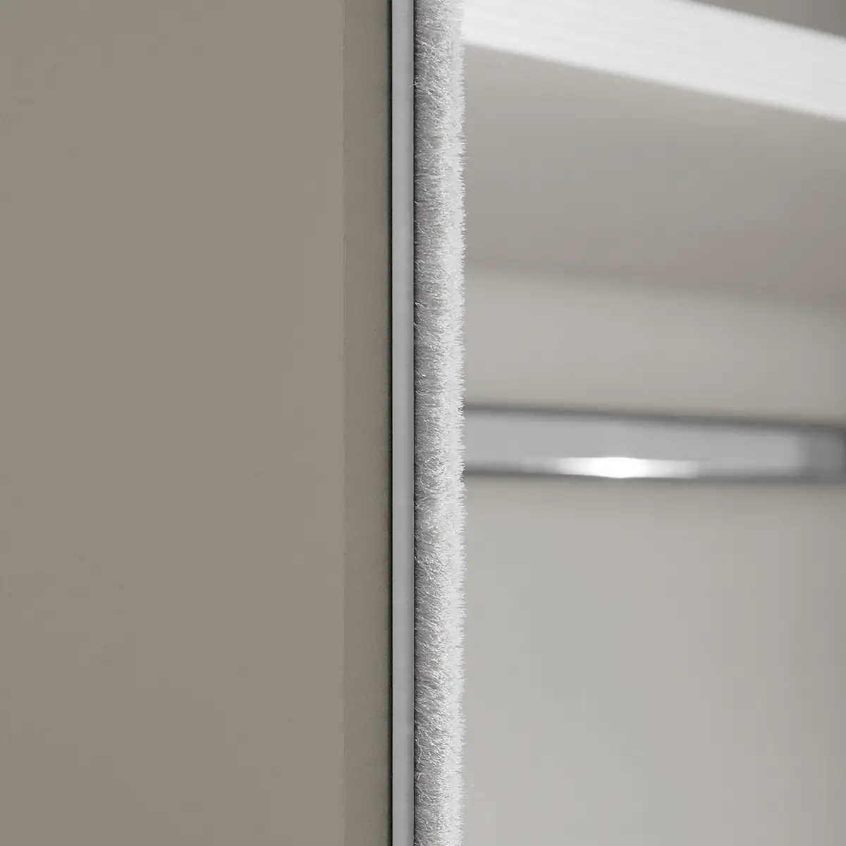 Schwebetürenschrank Typ D | Braun