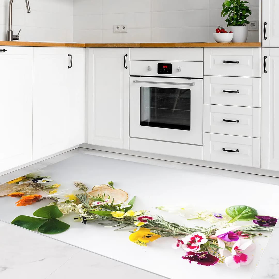 Vinylteppich Kräuter mit Essblüten | Mehrfarbig