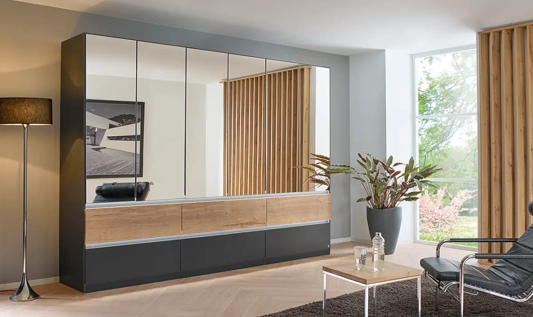 Drehtürenschrank Winnipeg mit Spiegel 271cm mit Beleuchtung