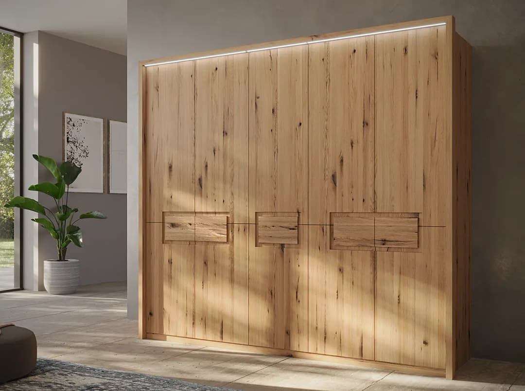 Massiver Drehtürenschrank 252cm Braun | Braun