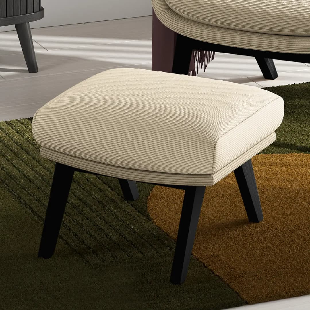 Polsterhocker mit Holzfüßen | Beige