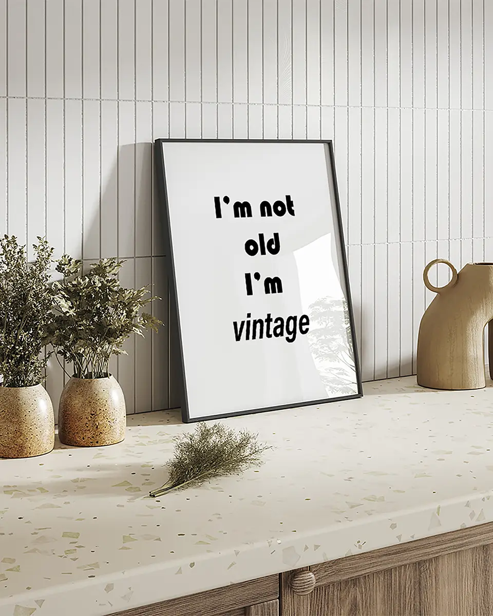 Bild Not Old | Mehrfarbig