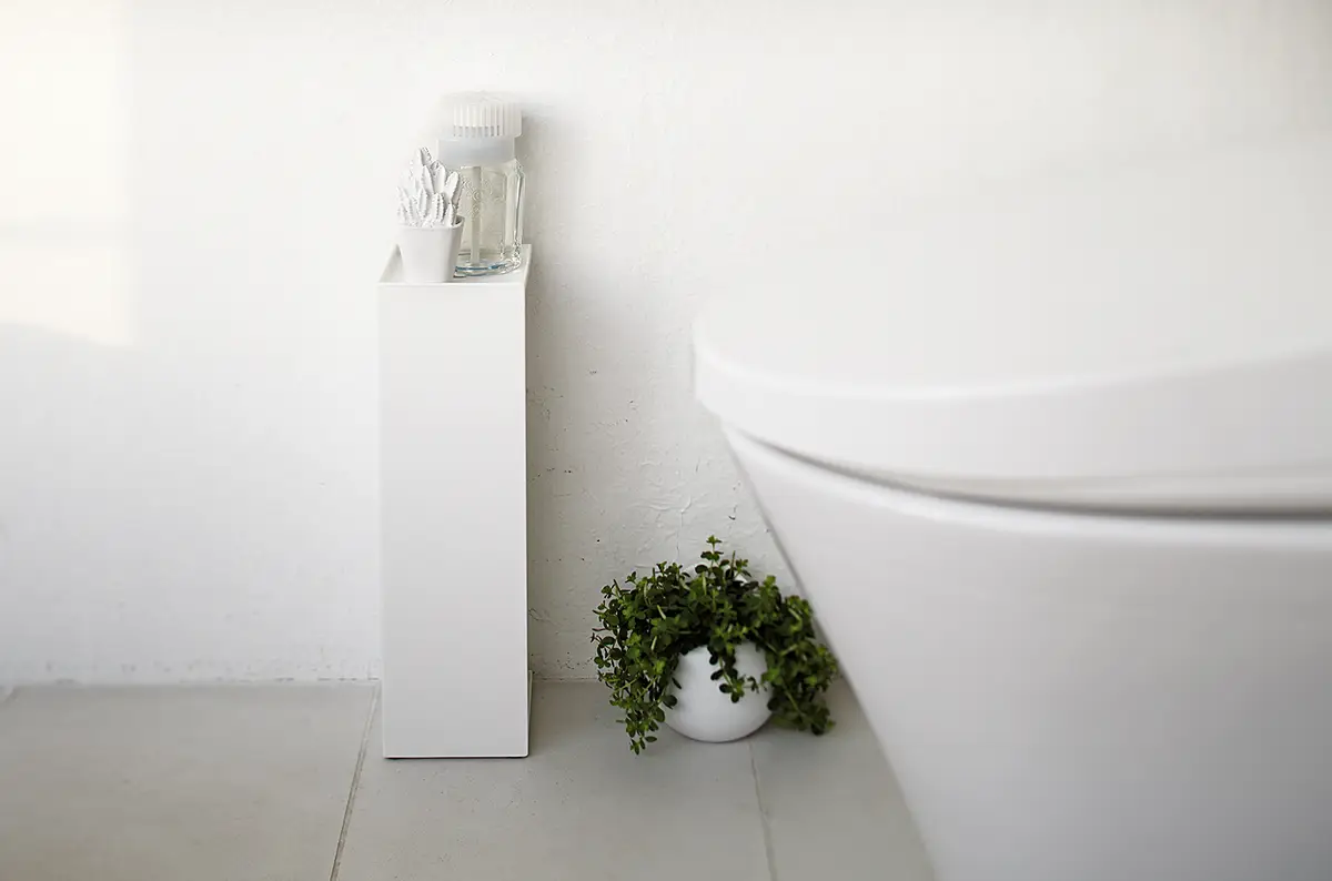 Yamazaki TOWER WC-Rollenbehälter | Weiß
